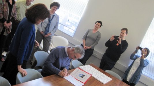 University of Cape Town signs the Berlin Declaration on Open Access to Scientific Knowledge